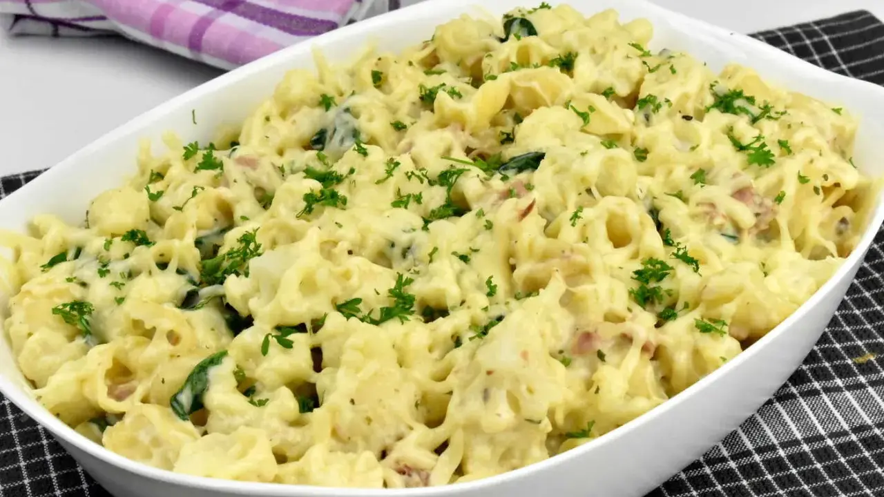 Zapiekanka z kalafiora i makaronu: Idealny przepis + porady eksperta