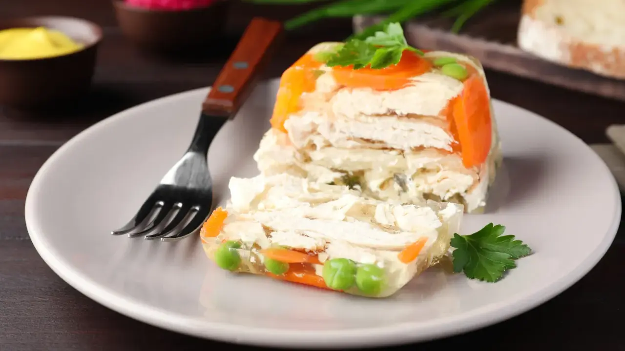 Ile kcal ma galaretka drobiowa? Fit przepis i dieta!