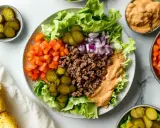 Sałata do burgera: Jak wybrać, by każdy kęs był perfekcyjny?