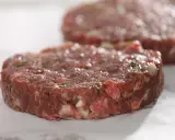 Mięso do burgera: Jak zrobić idealny, soczysty kotlet?