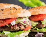 Sekret soczystych kotletów wołowych do burgerów zrób to sam!
