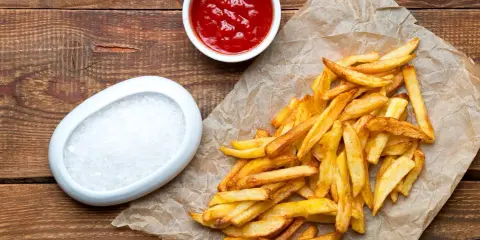 Kaloryczność frytek: McDonald's, KFC, domowe i jak jeść lżej