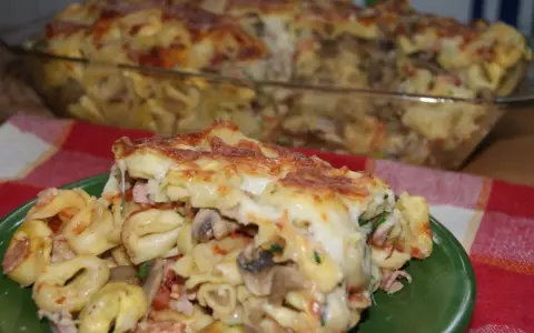 Kremowa zapiekanka z tortellini: idealny sos, bez wpadek!