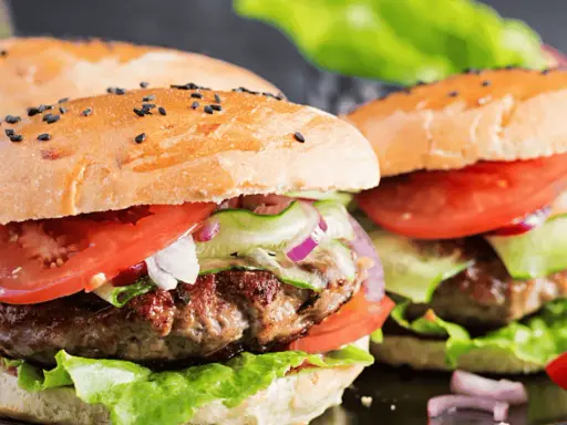 Sekret soczystych kotletów wołowych do burgerów zrób to sam!