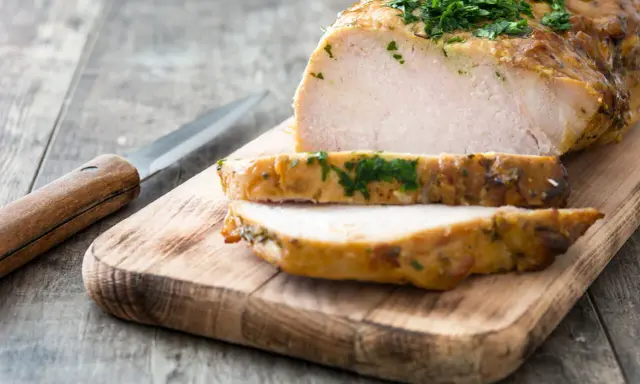 Soczysty schab zawsze! Poznaj 5 trików na idealną pieczeń