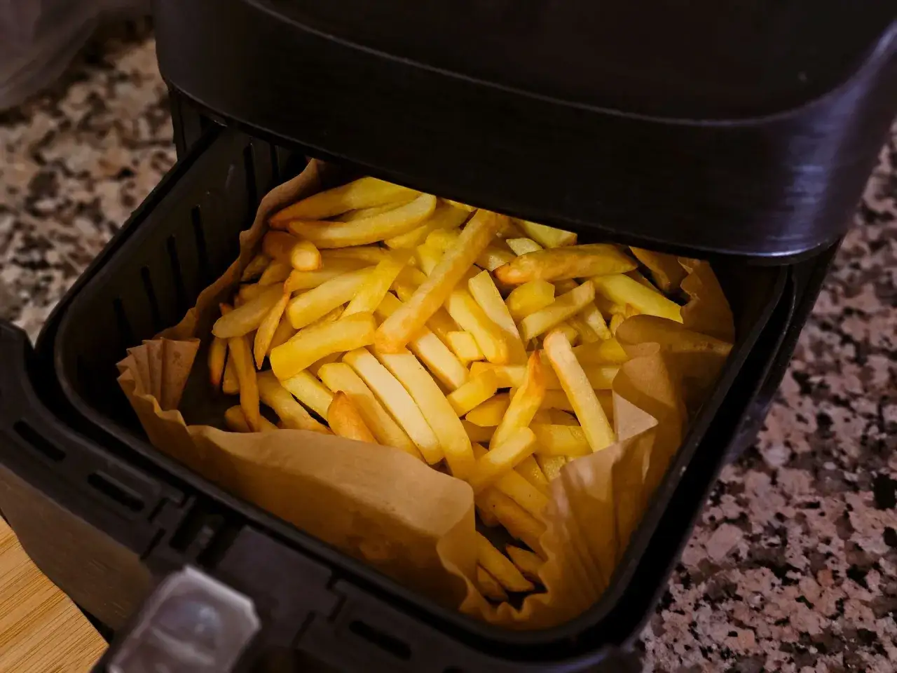 frytki smażone pieczone air fryer porównanie